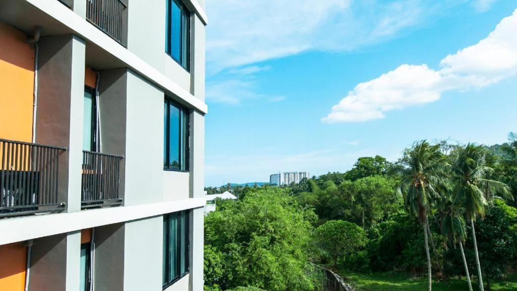 B2 Phuket Boutique & Budget Hotel Exterior photo