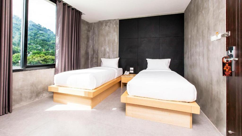 B2 Phuket Boutique & Budget Hotel Exterior photo