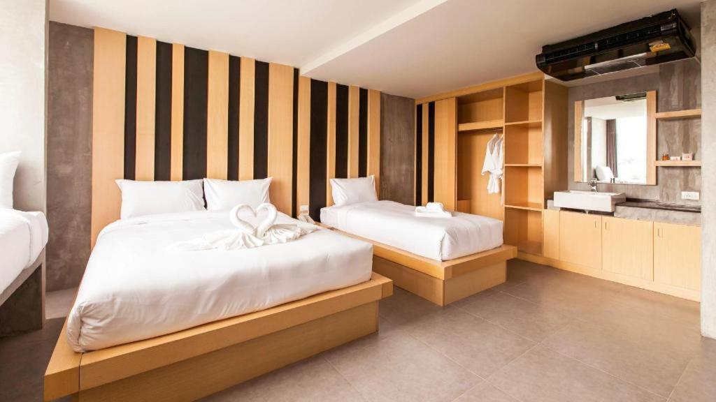 B2 Phuket Boutique & Budget Hotel Exterior photo