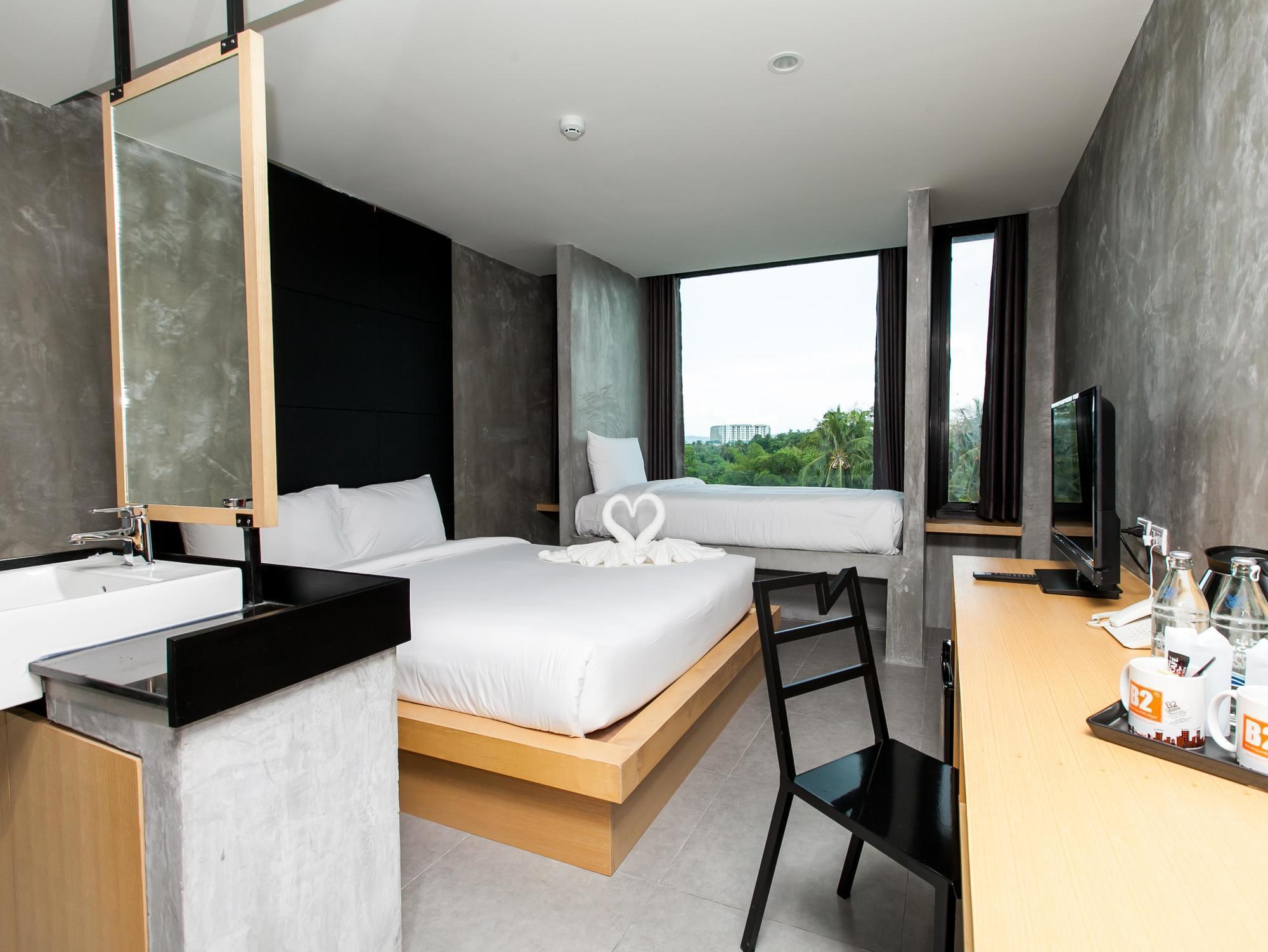 B2 Phuket Boutique & Budget Hotel Exterior photo