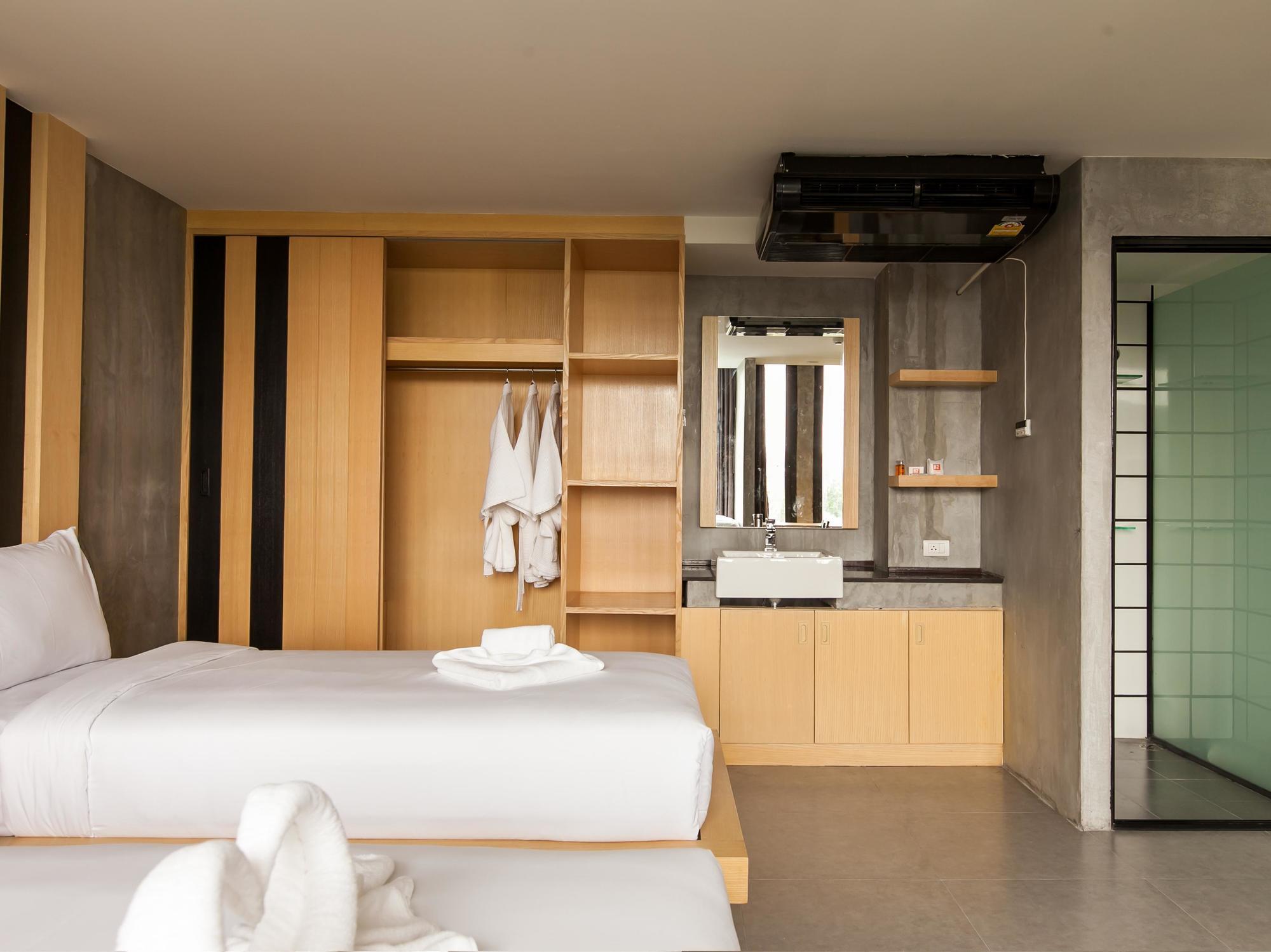 B2 Phuket Boutique & Budget Hotel Exterior photo