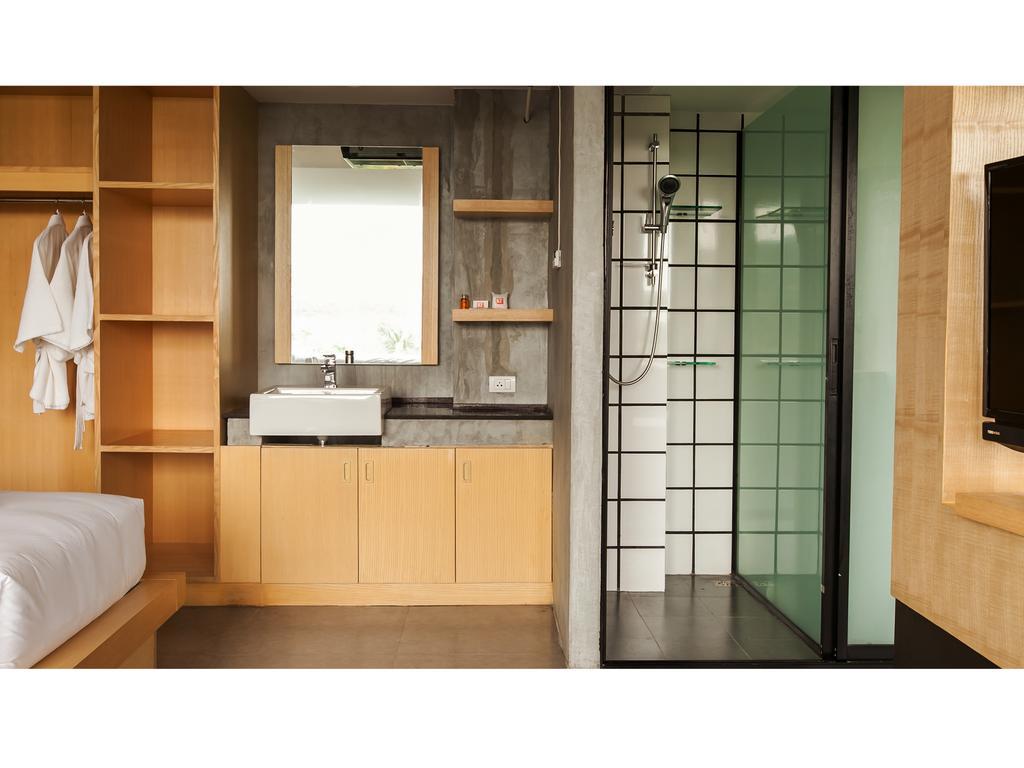 B2 Phuket Boutique & Budget Hotel Exterior photo