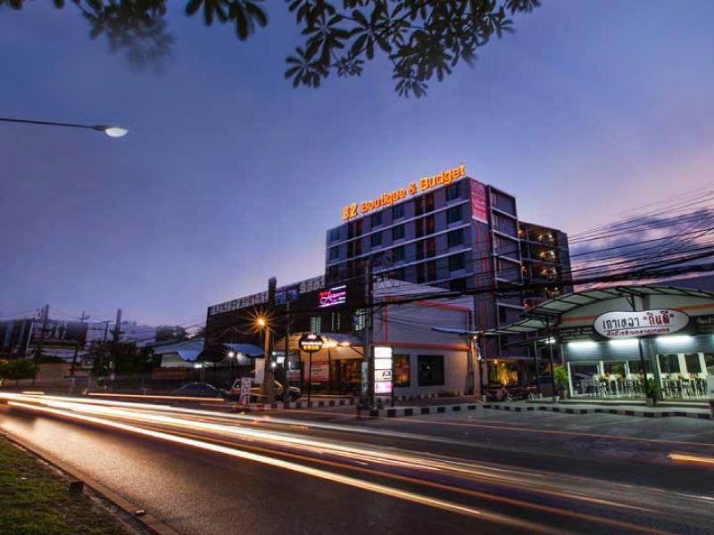 B2 Phuket Boutique & Budget Hotel Exterior photo