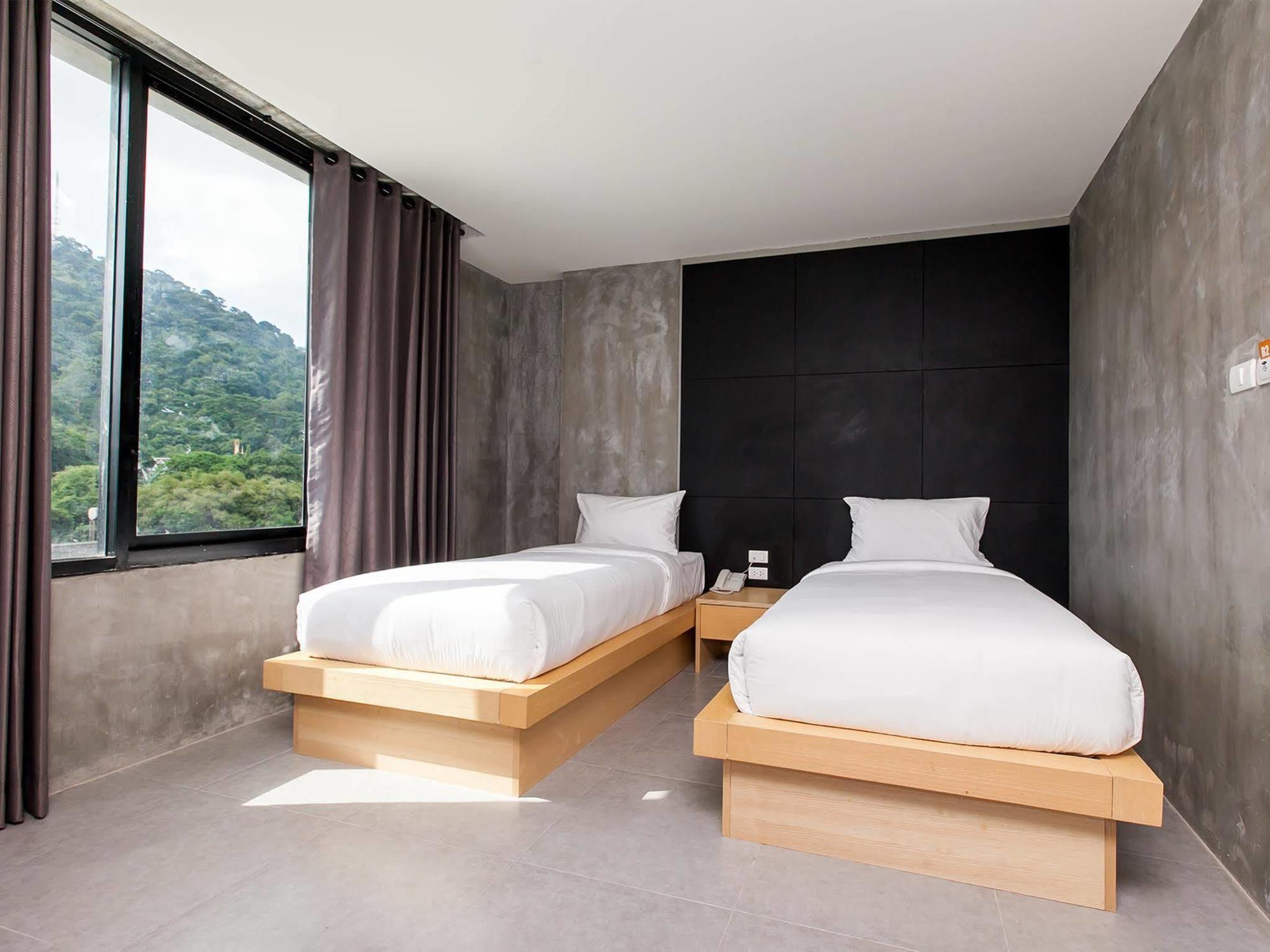 B2 Phuket Boutique & Budget Hotel Exterior photo